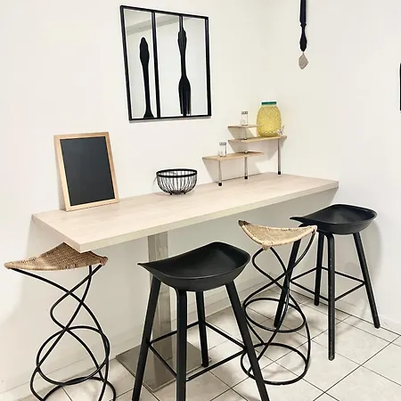 Les Nids Tranquiles - Pays De Fontainebleau Apartmán